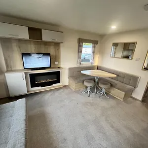 Apartment Haven Marton Mere Caravan In United Kingdom
