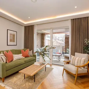 21 Hudson Quarter Luxury Apartments-free Parking 1 Car Apartment