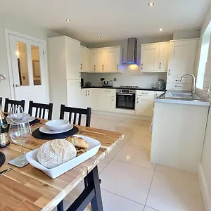 Alba House, Holiday home