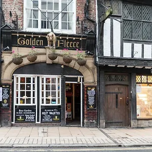 Golden Fleece Hotel